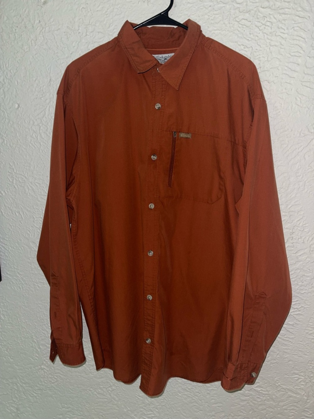 Men's Long-Sleeve Button-Down Shirt in Rust